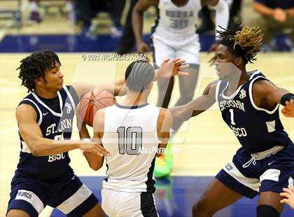 Thumbnail 2 in St. John Bosco vs. Sierra Canyon (CIF SS Open Playoff) photogallery.