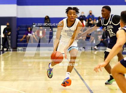 Thumbnail 3 in St. John Bosco vs. Sierra Canyon (CIF SS Open Playoff) photogallery.