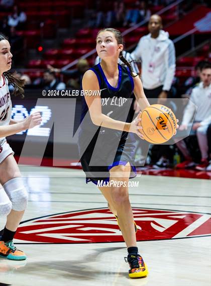 Thumbnail 3 in Box Elder vs. Bountiful (UHSAA 5A Semifinal) photogallery.