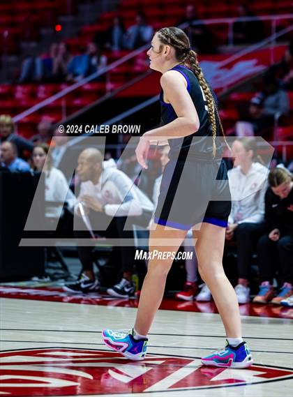 Thumbnail 3 in Box Elder vs. Bountiful (UHSAA 5A Semifinal) photogallery.
