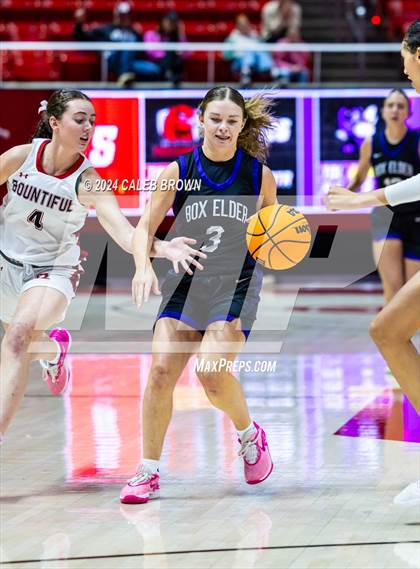 Thumbnail 1 in Box Elder vs. Bountiful (UHSAA 5A Semifinal) photogallery.