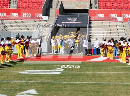Thumbnail 1 in West Charlotte vs Seventy-First (NCHSAA 3A Final) photogallery.