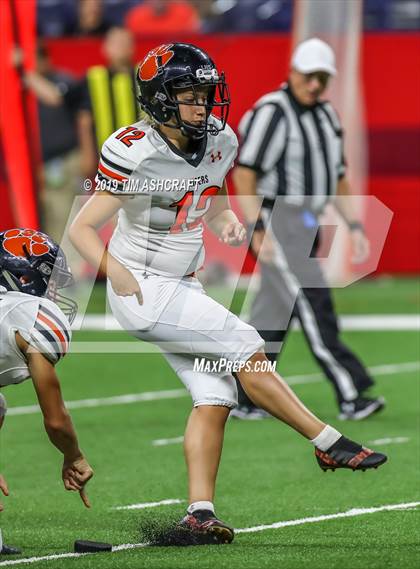 Thumbnail 2 in Milan vs Lawrenceburg photogallery.