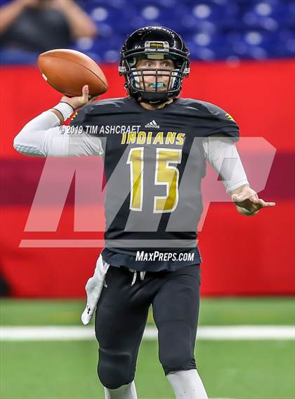 Thumbnail 1 in Milan vs Lawrenceburg photogallery.