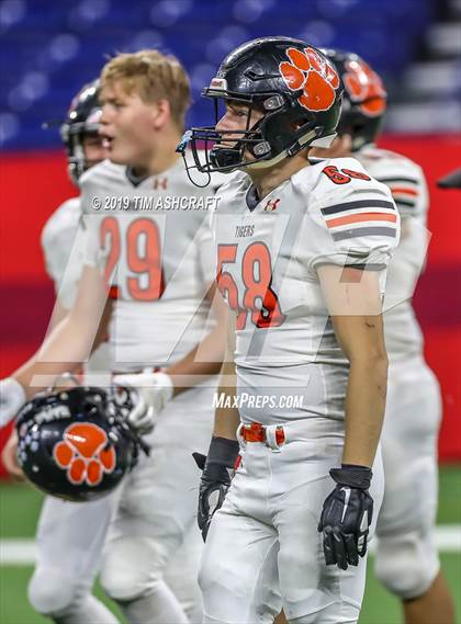 Thumbnail 3 in Milan vs Lawrenceburg photogallery.
