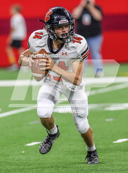 Thumbnail 3 in Milan vs Lawrenceburg photogallery.