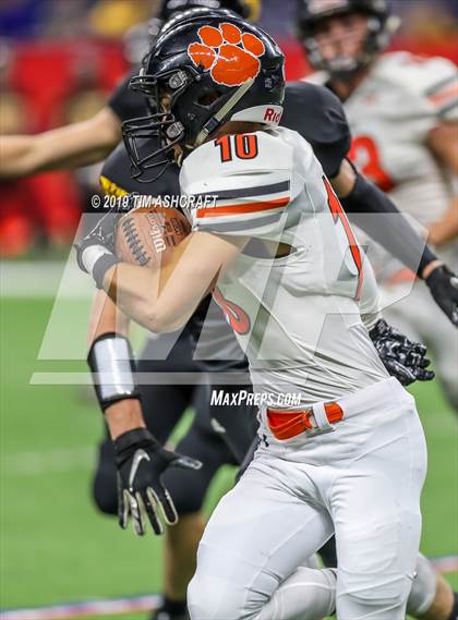 Thumbnail 3 in Milan vs Lawrenceburg photogallery.