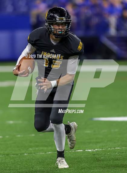 Thumbnail 1 in Milan vs Lawrenceburg photogallery.
