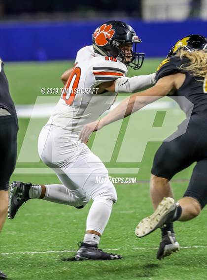 Thumbnail 3 in Milan vs Lawrenceburg photogallery.