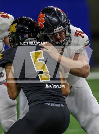 Thumbnail 1 in Milan vs Lawrenceburg photogallery.