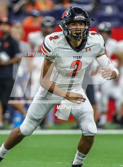 Thumbnail 1 in Milan vs Lawrenceburg photogallery.