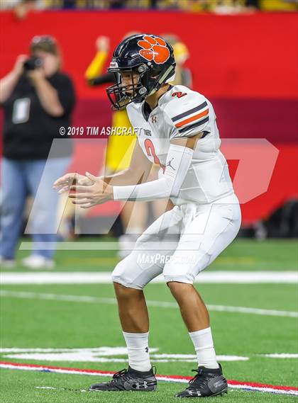 Thumbnail 1 in Milan vs Lawrenceburg photogallery.