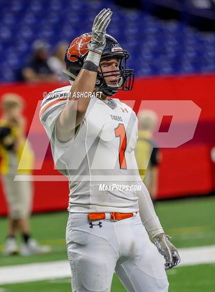Thumbnail 3 in Milan vs Lawrenceburg photogallery.