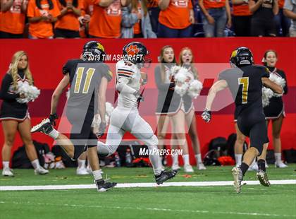 Thumbnail 3 in Milan vs Lawrenceburg photogallery.