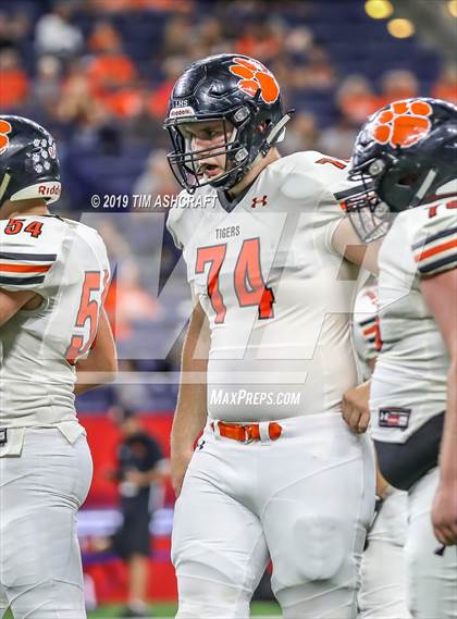 Thumbnail 2 in Milan vs Lawrenceburg photogallery.