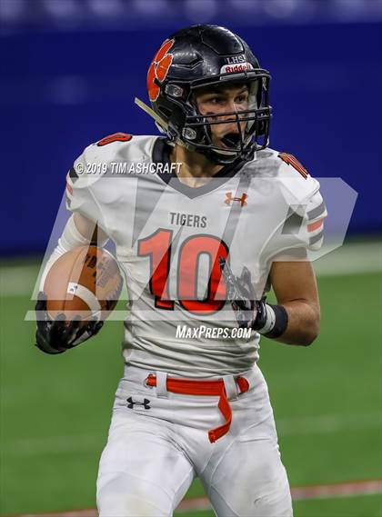 Thumbnail 1 in Milan vs Lawrenceburg photogallery.