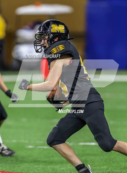 Thumbnail 1 in Milan vs Lawrenceburg photogallery.