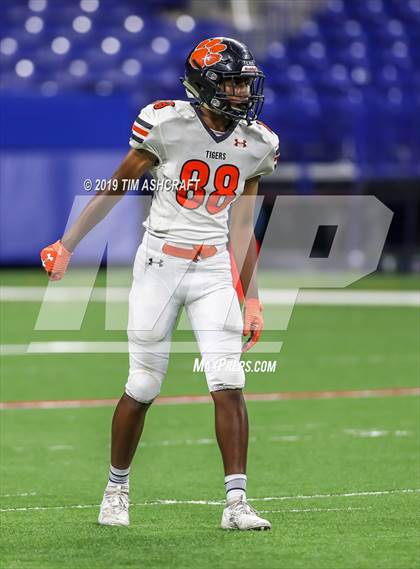 Thumbnail 3 in Milan vs Lawrenceburg photogallery.