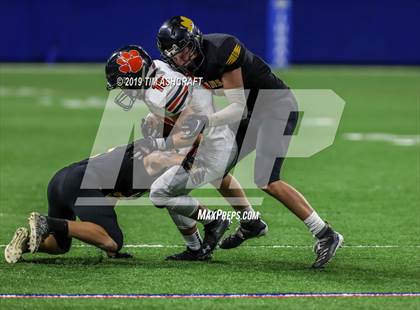 Thumbnail 2 in Milan vs Lawrenceburg photogallery.