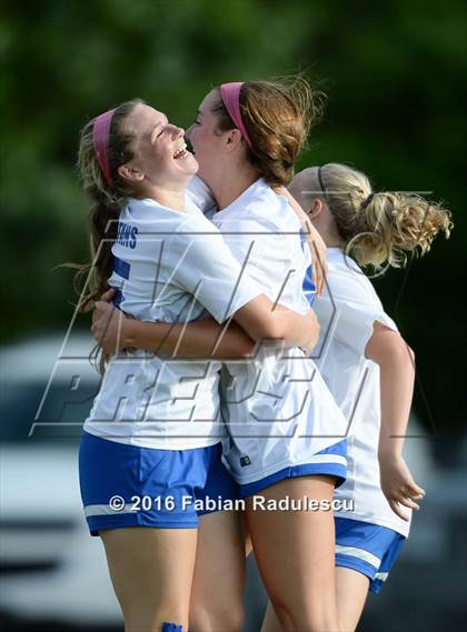 Thumbnail 3 in Franklin Academy vs. Community School of Davidson (NCHSAA 1A Final) photogallery.