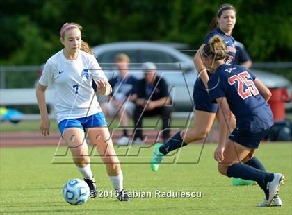 Thumbnail 3 in Franklin Academy vs. Community School of Davidson (NCHSAA 1A Final) photogallery.