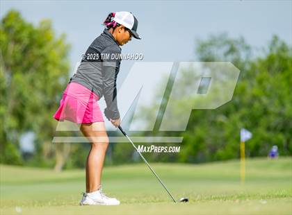 Thumbnail 1 in UIL Golf 5A Region IV Final (Round 2) photogallery.