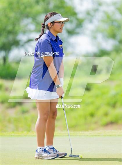 Thumbnail 3 in UIL Golf 5A Region IV Final (Round 2) photogallery.
