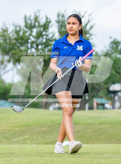Thumbnail 1 in UIL Golf 5A Region IV Final (Round 2) photogallery.