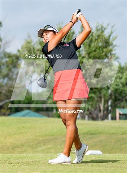 Thumbnail 3 in UIL Golf 5A Region IV Final (Round 2) photogallery.
