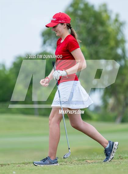Thumbnail 2 in UIL Golf 5A Region IV Final (Round 2) photogallery.