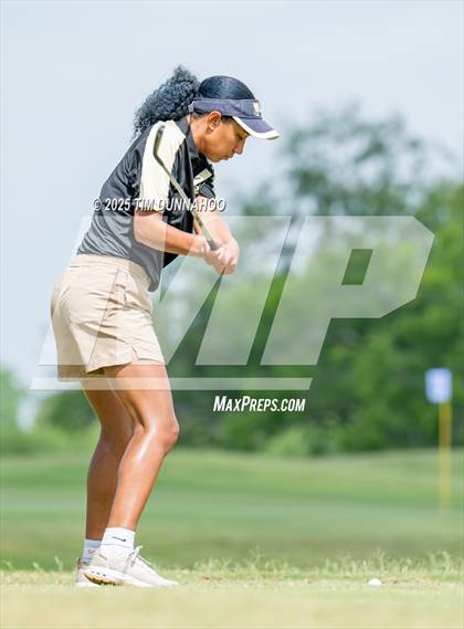 Thumbnail 1 in UIL Golf 5A Region IV Final (Round 2) photogallery.