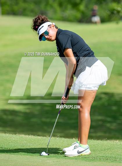 Thumbnail 1 in UIL Golf 5A Region IV Final (Round 2) photogallery.