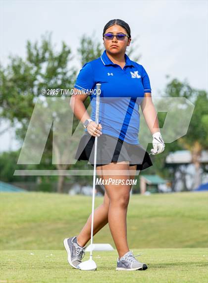 Thumbnail 2 in UIL Golf 5A Region IV Final (Round 2) photogallery.
