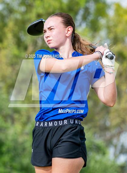 Thumbnail 2 in UIL Golf 5A Region IV Final (Round 2) photogallery.