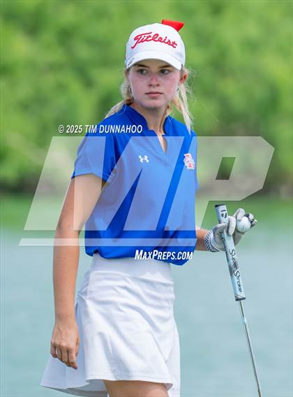 Thumbnail 2 in UIL Golf 5A Region IV Final (Round 2) photogallery.