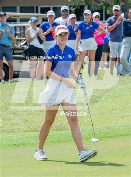 Thumbnail 2 in UIL Golf 5A Region IV Final (Round 2) photogallery.