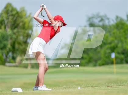 Thumbnail 2 in UIL Golf 5A Region IV Final (Round 2) photogallery.