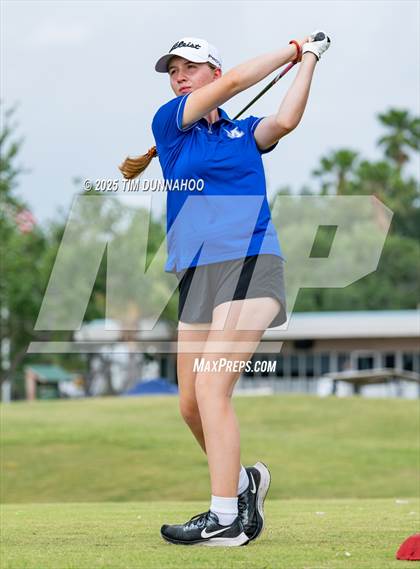 Thumbnail 2 in UIL Golf 5A Region IV Final (Round 2) photogallery.