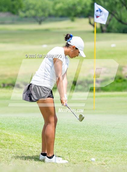 Thumbnail 1 in UIL Golf 5A Region IV Final (Round 2) photogallery.