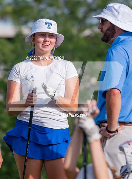 Thumbnail 2 in UIL Golf 5A Region IV Final (Round 2) photogallery.