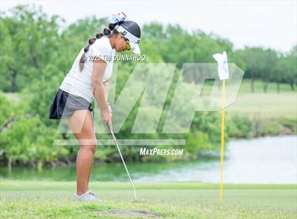 Thumbnail 1 in UIL Golf 5A Region IV Final (Round 2) photogallery.