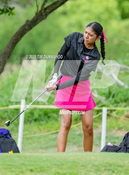 Thumbnail 3 in UIL Golf 5A Region IV Final (Round 2) photogallery.