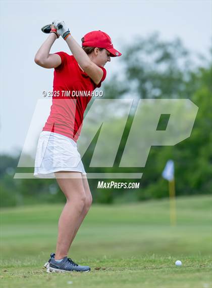 Thumbnail 1 in UIL Golf 5A Region IV Final (Round 2) photogallery.