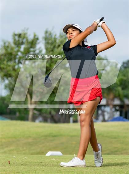 Thumbnail 2 in UIL Golf 5A Region IV Final (Round 2) photogallery.