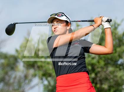 Thumbnail 1 in UIL Golf 5A Region IV Final (Round 2) photogallery.