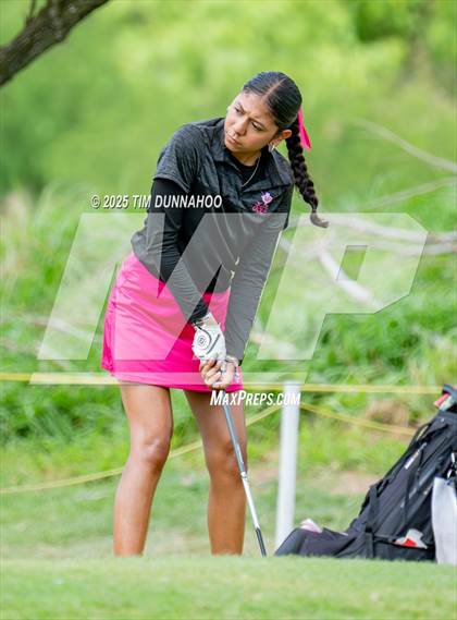 Thumbnail 2 in UIL Golf 5A Region IV Final (Round 2) photogallery.