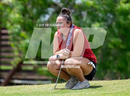 Thumbnail 2 in UIL Golf 5A Region IV Final (Round 2) photogallery.