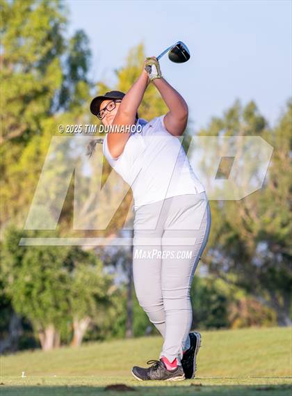Thumbnail 2 in UIL Golf 5A Region IV Final (Round 2) photogallery.