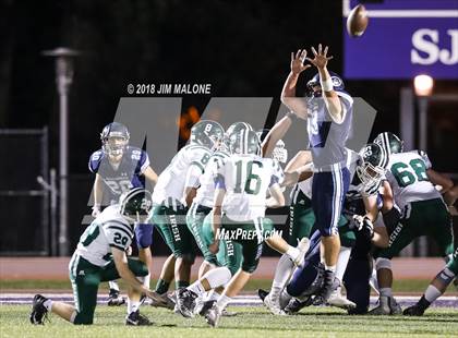 Thumbnail 2 in Bellarmine College Prep vs. Sacred Heart Cathedral Preparatory photogallery.
