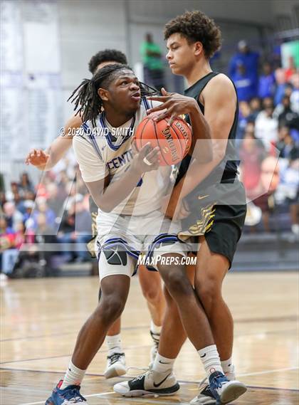 Thumbnail 3 in Central vs. Monroe City (MSHSAA Class 3 Quarterfinal) photogallery.